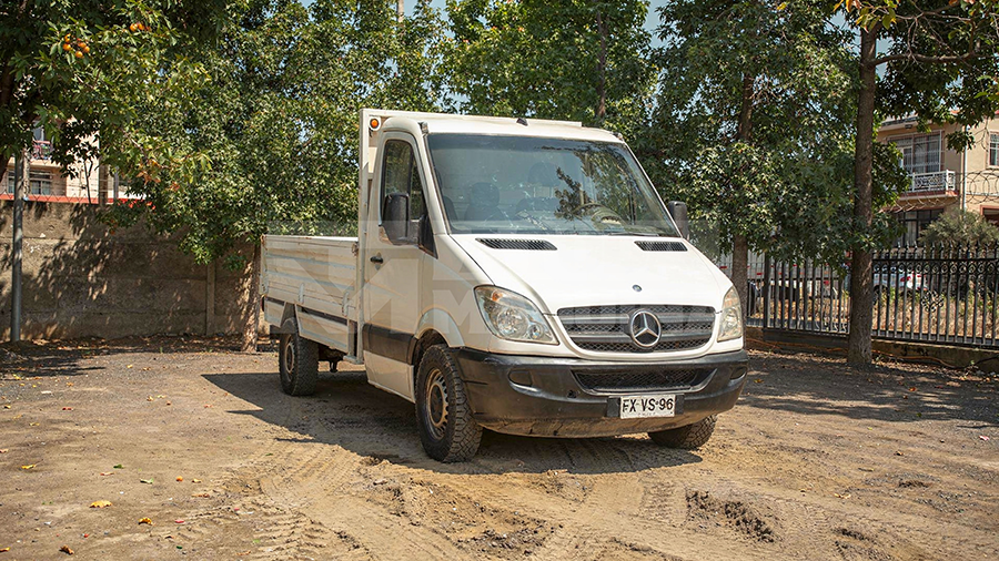 Camión Plano Mercedes-Benz Sprinter 211 CDI